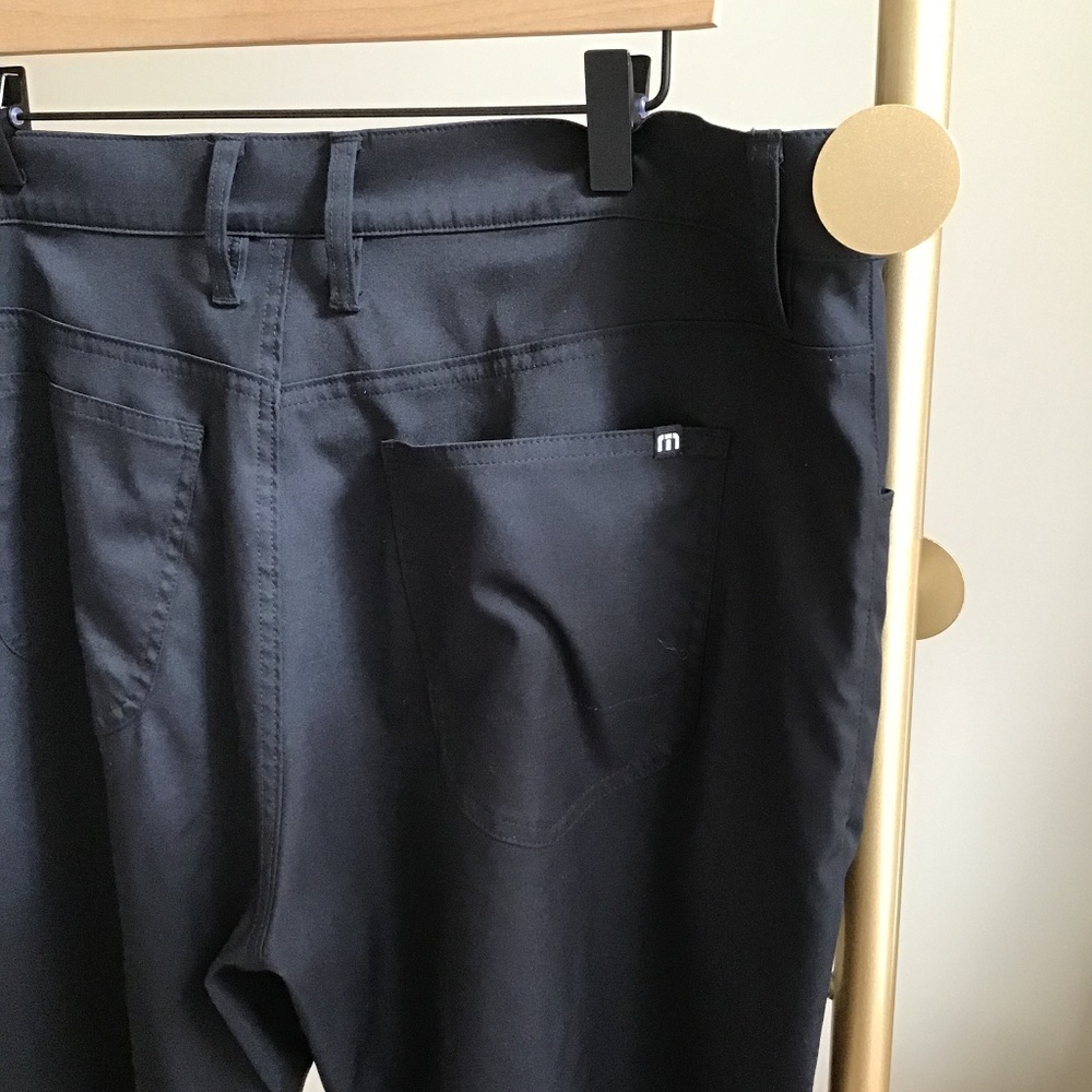 Travis Mathew Open To Close Pant Size 40 Black - image 6